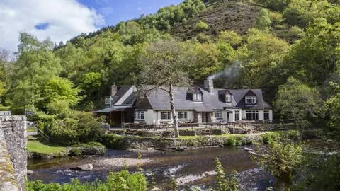 Fingle Bridge Inn