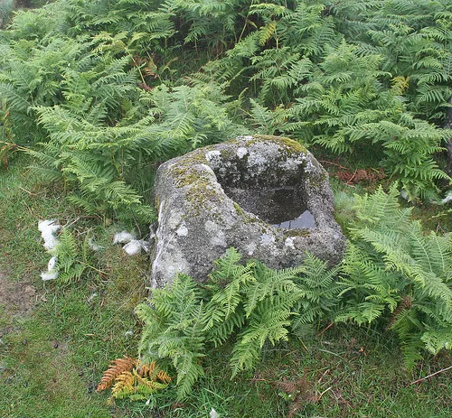Beatland Corner socket stone